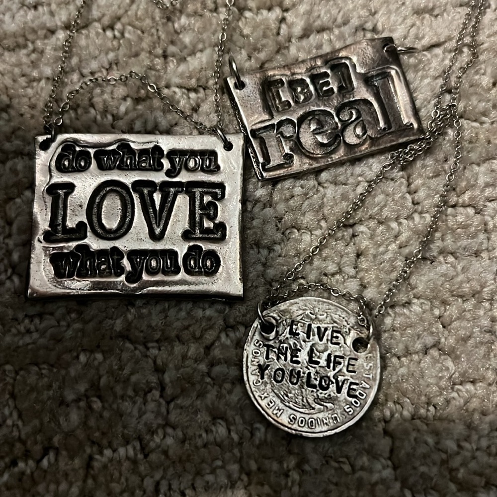 Alisa Michelle Necklace Pendant Lot